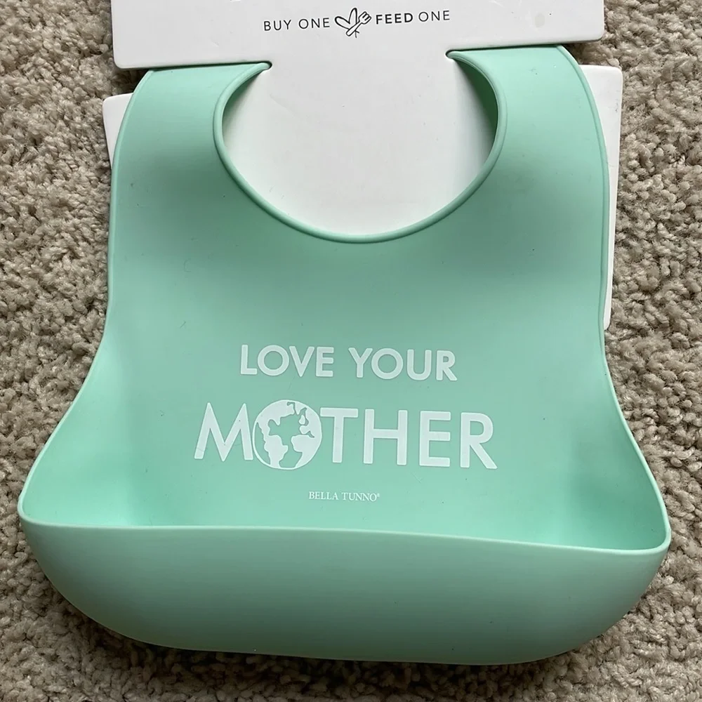 Bella Tunno Wonder Bib for Baby Silicone Teal Mother Earth NWT Little Activist